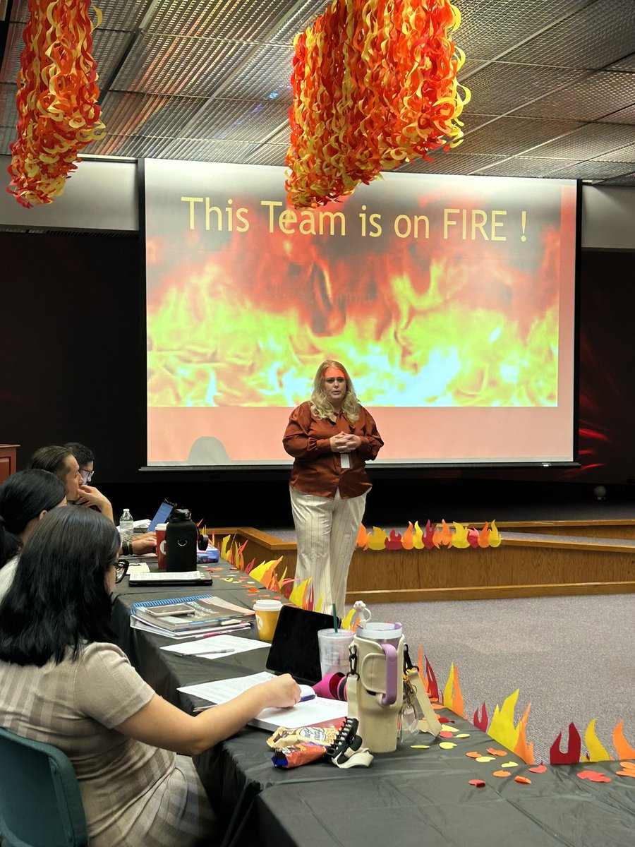 MTapia_CI's tweet image. Read 180 trainings ☑️ Three days filled with much information and resources for our new & experienced teachers! #TeamSISD #SPEDStrong #ALLIN