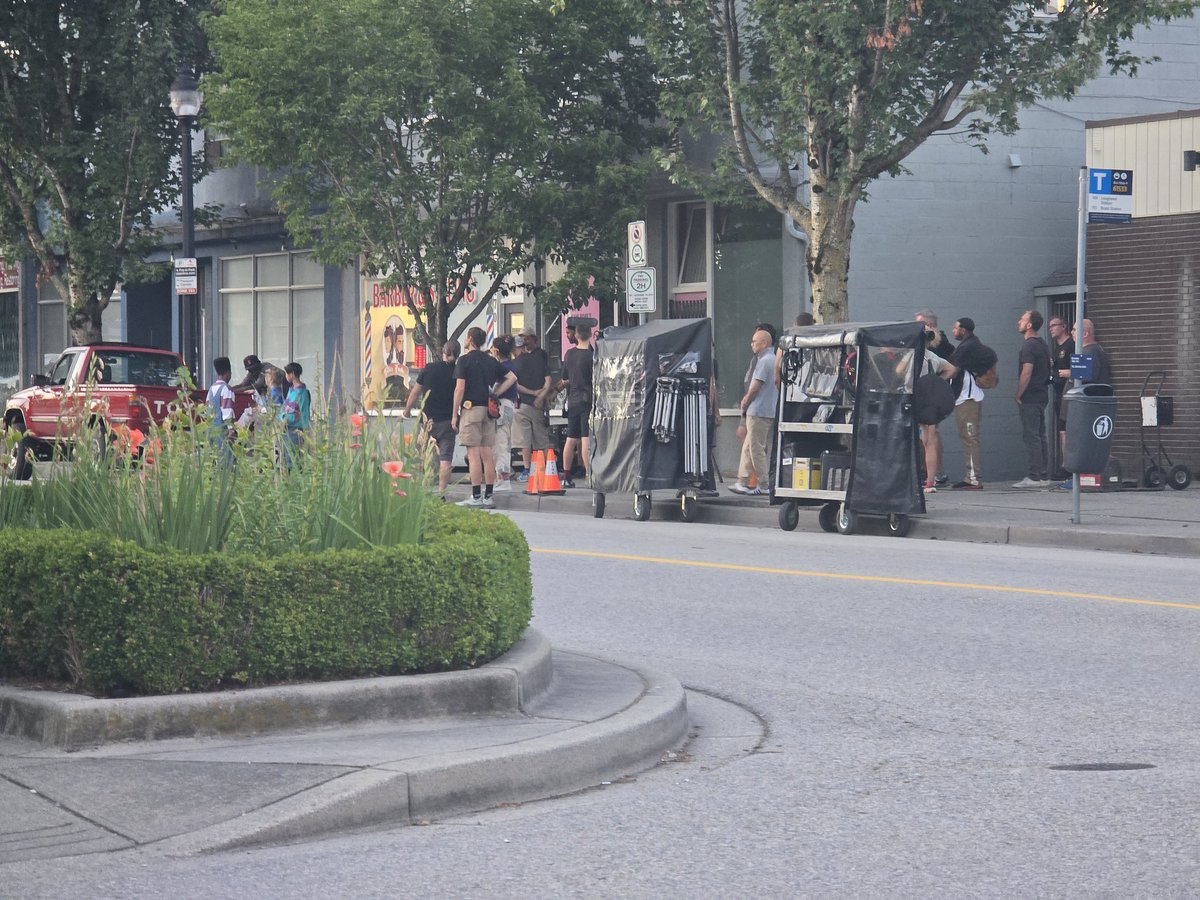 DavidR_SC's tweet photo. @yvrshootstweets filming in process at E columbia &amp; Braid in New West. Any idea what's being filmed? https://t.co/lwn4HOUB9Y