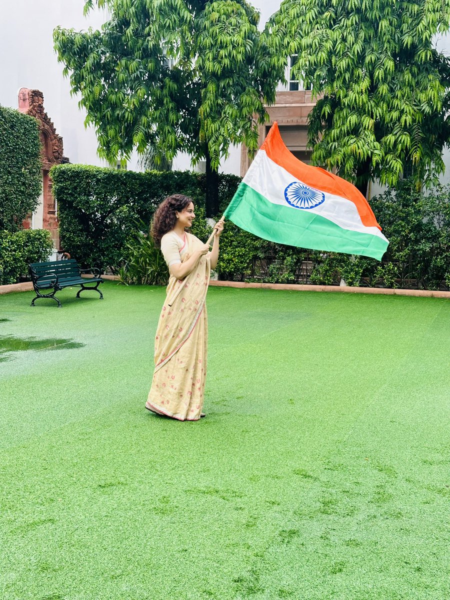 KanganaTeam's tweet photo. Happy Independence Day 
#HarGharTiranga2024 https://t.co/xvw8gThJle