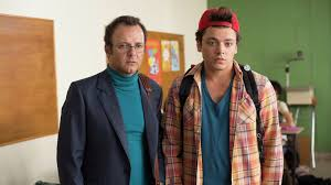 merlinpapin3's tweet photo. .@FredOL69007 Ce soir sur @TF1 le film #LesProfs de Pierre-François Martin-Laval (2013)
Avec : Pierre-François Martin-Laval, Isabelle Nanty, Christian Clavier, Kev Adams, François Morel, Arnaud Ducret, Stéfi Celma, Raymond Bouchard, Fred Tousch, Alice David, Philippe Duclos, Dominique Pinon, Eric Naggar, Yves Pignot, Marie-Laure Descoureaux, Claire Chazal, Adèle Ferrier, Matilda Marty-Giraut, Denis Martin-Laval, Thierry Angelvi, Philippe Elno, Joana Person, M'Barek Belkouk, François Legrand, Blandine Martin-Laval, Nicolas Beaucaire, Josette Ménard, Fabienne Chaudat, Christophe Canard, Sylvie Huguel

Avec ses 12 % de réussite au bac, le lycée Jules-Ferry affiche les plus mauvais résultats de France. Aucun des enseignants passés par là n'a réussi à relever le niveau, même avec la meilleure volonté du monde. Désespéré, l'inspecteur d'académie décide, sur les conseils de son adjoint, de tenter un ultime sauvetage et recrute une nouvelle équipe de professeurs aux méthodes peu académiques. Son principe : traiter le mal par le mal. Parmi ses sept recrues figurent Gladys, professeur d'anglais tyrannique, et Polochon, qui a raté son capes 18 fois. Désormais, le sort de l'établissement, sommé de dépasser les 50% de réussite au bac, est entre les mains de cette équipe pédagogique hors du commun...