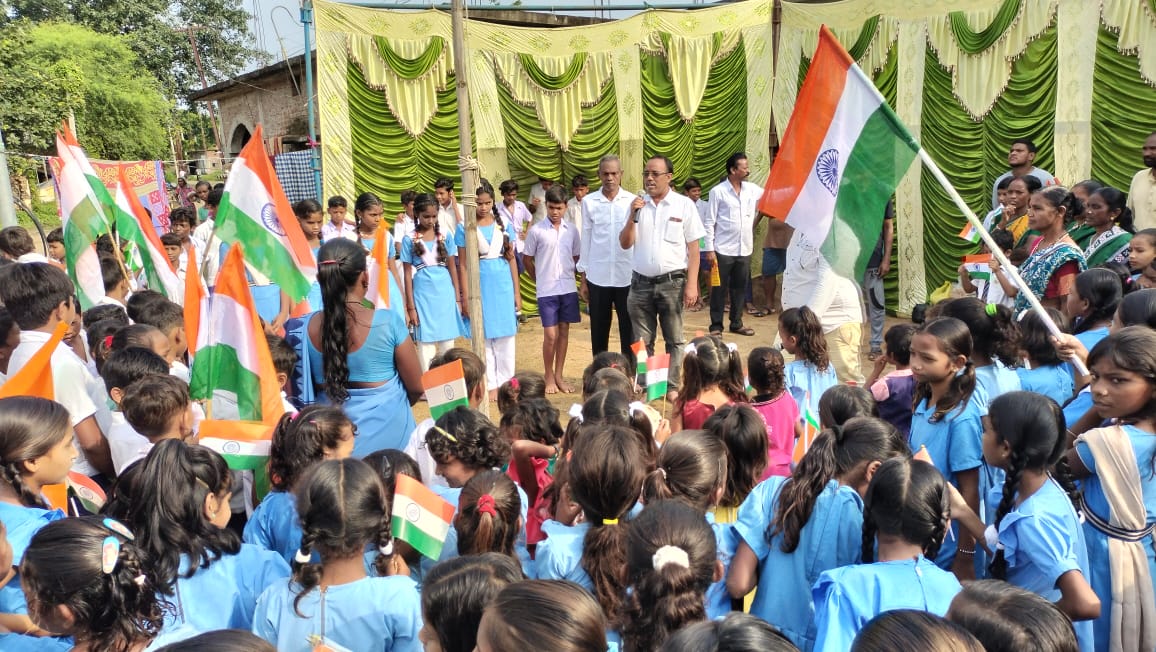 Mdmysangh4knkri's tweet photo. ମା ଡୁମେର୍ ମୁଡେନ୍ ଯୁବକ ସଂଘ,କାଙ୍କେରୀ ତରଫରୁ ୭୮ତମ ସ୍ବାଧିନତା ଦିବସ ଅବସରରେ ସମସ୍ତ ଦେଶବାସୀ ଙ୍କୁ ହାର୍ଦ୍ଧିକ ଅଭିନନ୍ଦନ ଓ ଶୁଭେଚ୍ଛା।🙏💐💞
Happy 78th Independence Day.

@CMO_Odisha @MohanMOdisha @GovernorOdisha @DmKalahandi @MaheswarSunani @Mdmysangh4knkri @nyksindia @Nykkld @MaheswarSunani https://t.co/kTMMraS8DF