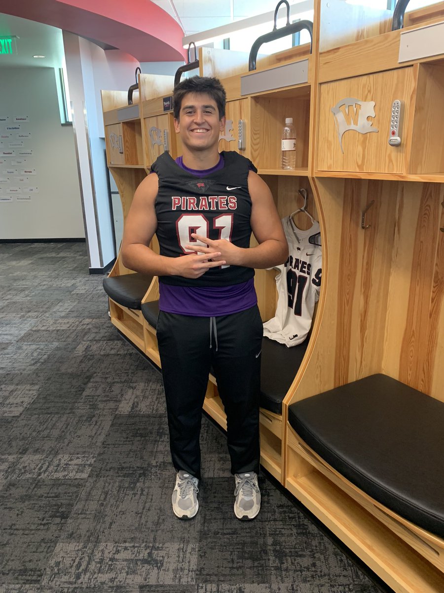 jshildebrandt25's tweet photo. Had an incredible unofficial visit at @WhitworthFB today. Thank you very much for the hospitality from @Coach__Shaw and the whole staff and the love from @coachsandberg! I’ll be back in the Fall! 

@CoachJoshuazb 
@issaquahfb https://t.co/FOoNQHJT54