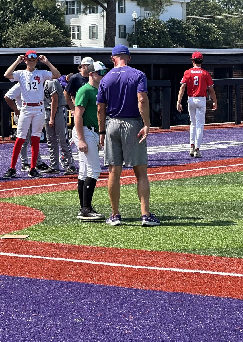 Ando Love tweet media