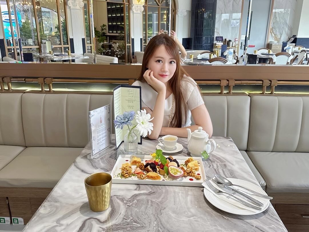 1pv_ag's tweet photo. 香港铜锣湾にあるROYAL INN カフェ☕️🍰

1人平均150ドル
📍铜锣湾告士打道311号皇室堡3楼（铜锣湾E出口）

 #香港 #铜锣湾 #香港美食 #カフェ巡り #カフェ活 #hk #hongkong #cafe #アフターヌーンティー #アフターヌーンティーセット #港式點心  #港式下午茶 #afternoontea #afternoonwalk #royalinn https://t.co/TnecqlItgC