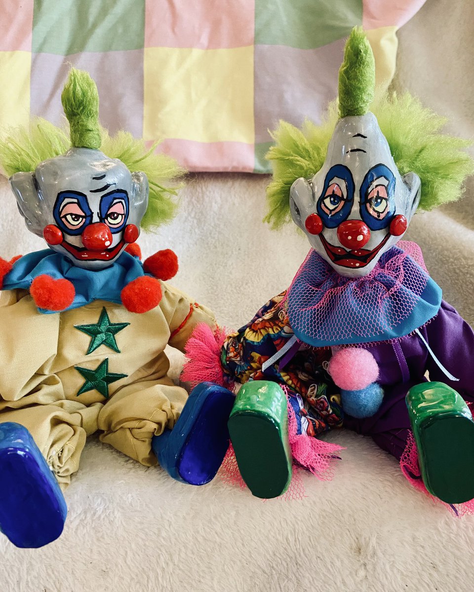 Freakova's tweet photo. @klownsthegame Gonna use this opportunity to share my known dolls again that they might like! Made in time for the games release and causing mischief πΏπ€‘
#chiodosbrosreact https://t.co/PPnLailKCj