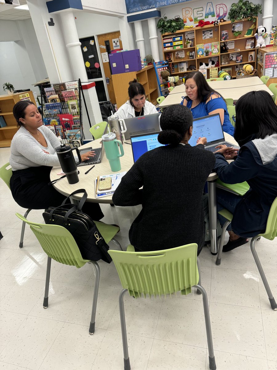 CFriessPBC's tweet photo. Our amazing teachers participated in targeted Professional Development on campus led by @CPedraza_AP, @JacobW_SSCC, @JalisaGranger and @SharaSelf! They are ready to teach their students while building relationships on Day 1! @NorthmoreElem @pbcsd @Area4SuptPBCSD https://t.co/cfUzdh4twU