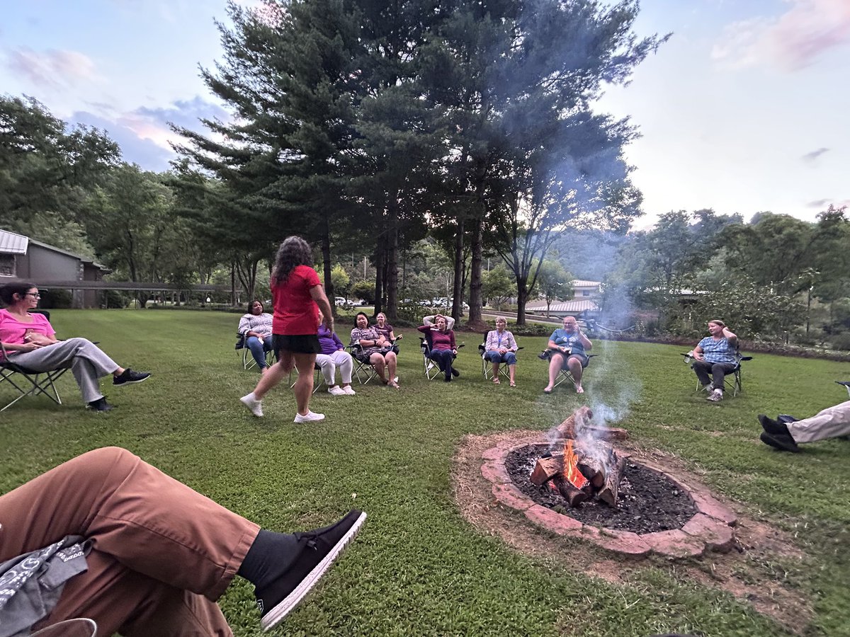 MarshaSirkin's tweet photo. Fireside stories and s’mores are the best! Enhancing Literacy with STEM at @NCCATNews @TheScienceHouse https://t.co/PVGOQhDppg