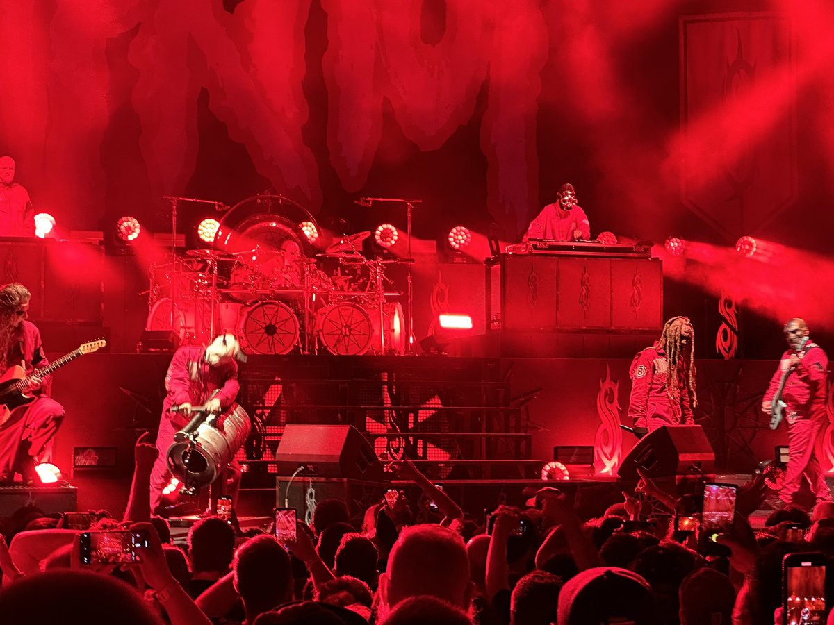 straybulllet's tweet photo. 🥩— PHOTO DUMP OF ‘HERE COMES THE PAIN’ KNOTFEST 2024 https://t.co/OoKIxTP9Hv