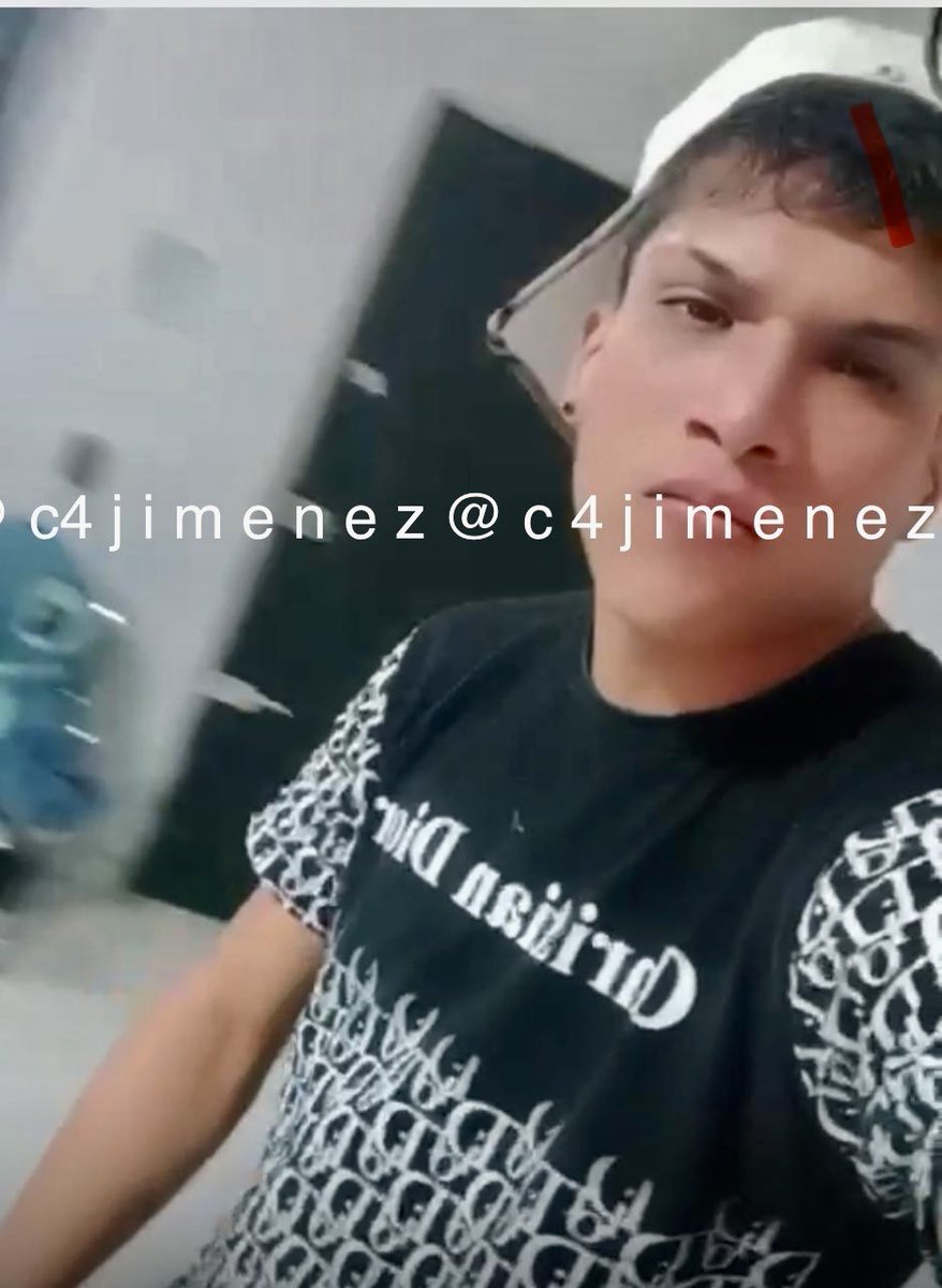 c4jimenez's tweet photo. SE BUSCAN VENEZOLANOS CRIMINALES; PRESUMEN ser DEL TREN de ARAGUA
El q baila es Luisito.
El q sale con bolsas de mujeres q explotan es Daniel
Tb Ángel…
Son parte del gpo de Venezolanos q busca controlar Sullivan.
Si ubica avise a @SSC_CDMX o @FiscaliaCDMX 

El caso #C4EnAlerta https://t.co/XWXvbYDNrk