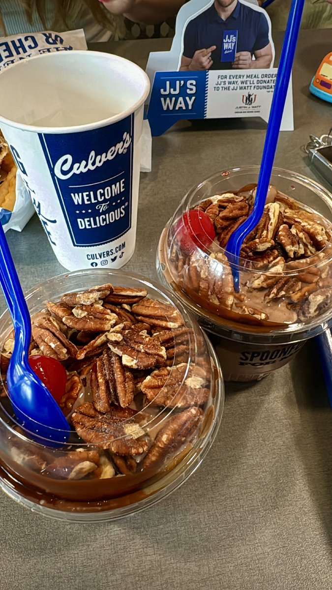 JJWatt's tweet photo. Family Date Night. 

Man, I can’t tell you how cool this is. 

Growing up in Wisconsin and going to @culvers since I was a little kid, to now sit here with my own meal, donating back to the community via @WattFoundation and sharing it with my wife and son…

Surreal. 

🙏🏼 https://t.co/49RYrbgXnj