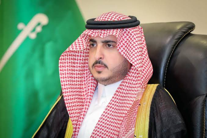 بتوجيه من صاحب السمو الملكي الأمير فيصل بن نواف بن عبدالعزيز أمير منطقة الجوف حفظه الله ورعاه قام سعادة محافظ_القريات الأستاذ/عبدالله الجاسر بأداء واجب العزاء إلى الدكتور/محمد صالح الضبيع وأخوانه في وفاة والدهم/صالح الضبيع الكويكبي(رحمه الله)وذلك في مجلسهم بالقريات