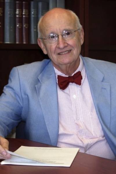 The FSN is mourning the loss of Dr. Kenneth Heilman; program director for the behavioral neurology conference, and a distinguished professor emeritus at the University of Florida. Our thoughts are with his family at this time, and we hope to continue to honor his many accolades.