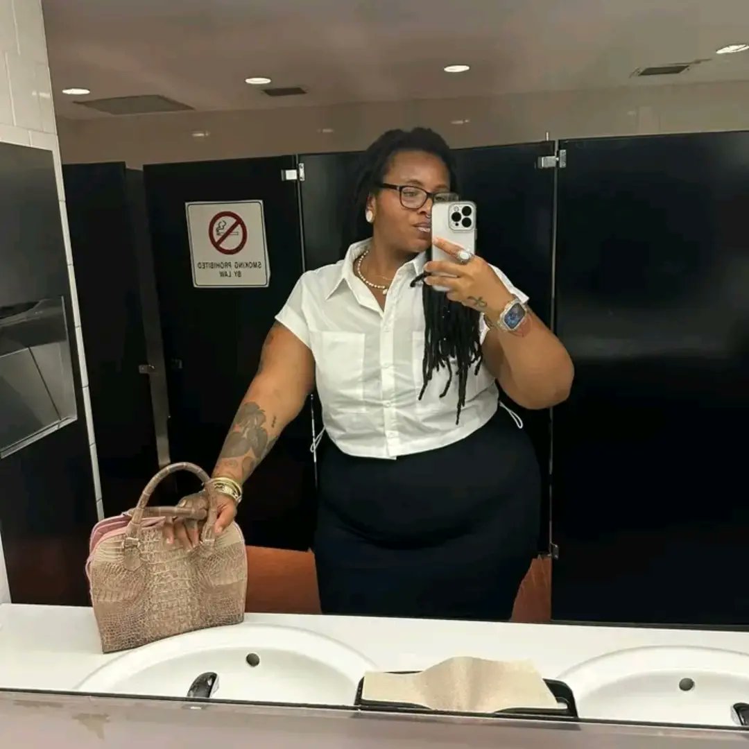 DiamondLeech0's tweet photo. A first of its kind contract was created in the City of Baltimore to aid minority and woman owned business development. I am BLESSED and BEYOND grateful that my company won this contract &amp; to be apart of the team! This is a major win Baltimore! 🤟🏻🥰🌎❤️ https://t.co/HLpXgl192R