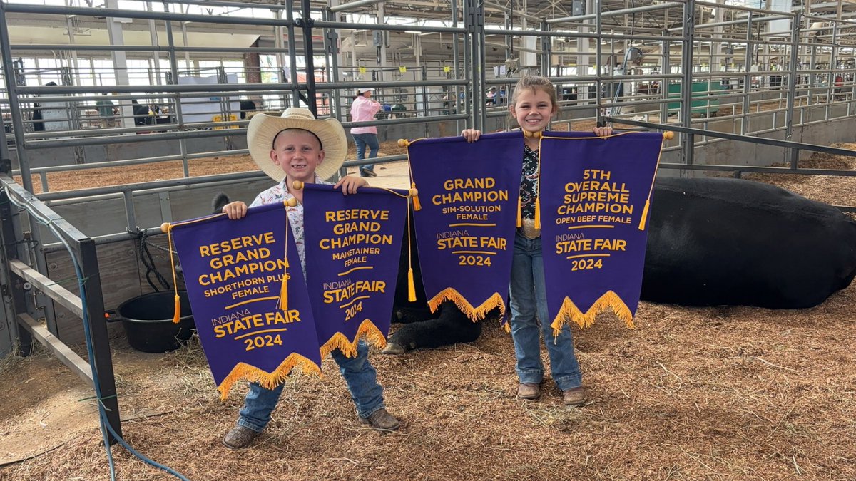 CodySankey's tweet photo. @ChuckWTHR It was a great day at the Indiana State fair. The kids got to meet their favorite weatherman and win some banners in the cattle show! https://t.co/6hSMRPbSJH