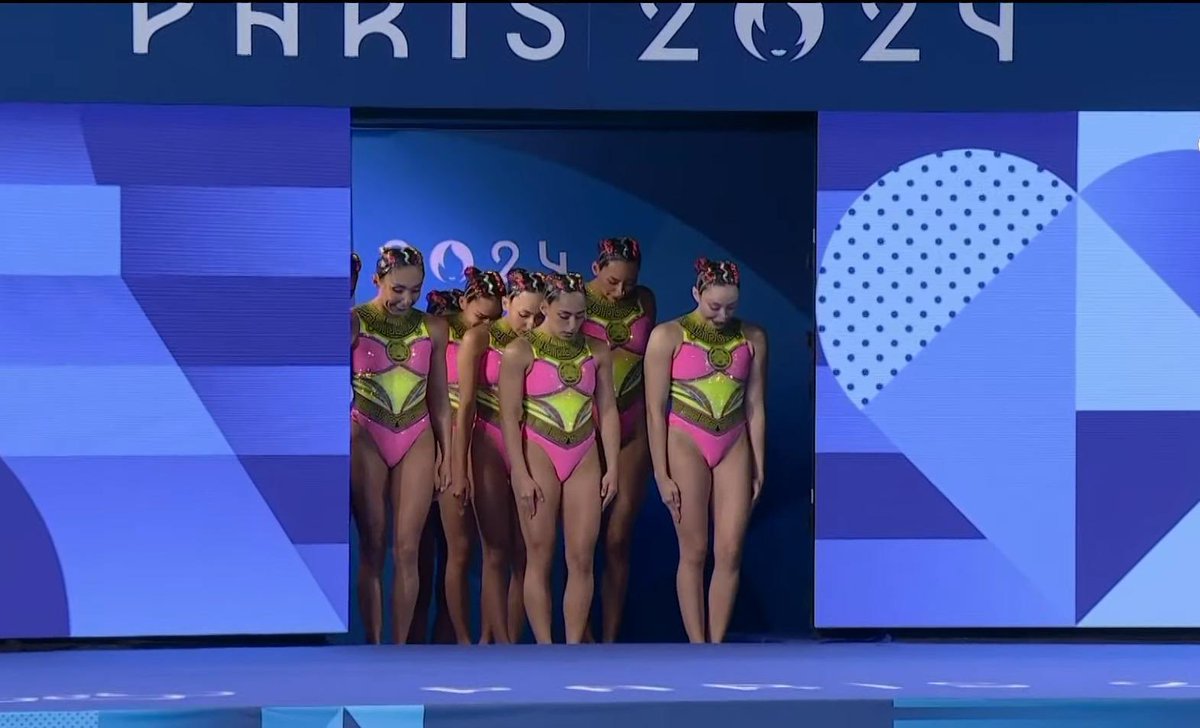 conadeoficial's tweet photo. Natación artística, séptimo lugar en la competencia por equipos de París 2024

México presentó su rutina acrobática llamada “Matlalcueye”.

👉 https://t.co/NDDPNX26JP https://t.co/xbZDZJ1ZVU