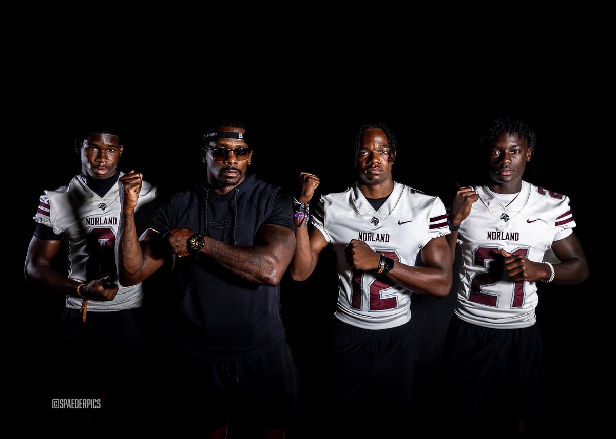 IAmJavanAllison's tweet photo. .Top tier, nationally ranked, one of THE best! Season is right around the corner. @_MNVikings DB’s locked and strapped! @Rosegreennorman @Quick954 @Dwight_XOS @larryblustein @On3Recruits @SlyJohnson3 @305Sportss @PrepRedzoneFL @247Sports @thecribsouthfla @FootballHotbed #mediaday https://t.co/ij1d6XR80X