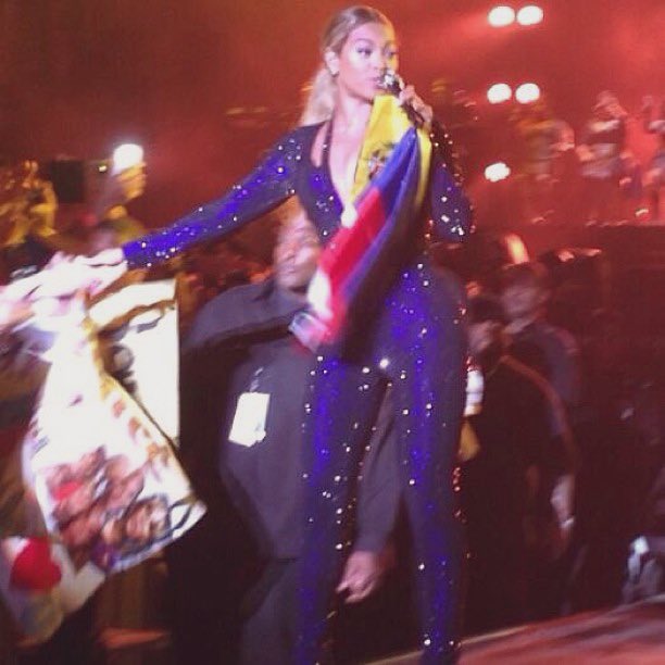 sofiachis's tweet image. recopilación de promocionales de tv de artistas que visitaron venezuela durante sus tours mundiales (años 2000-2010s) 

sin orden cronológico