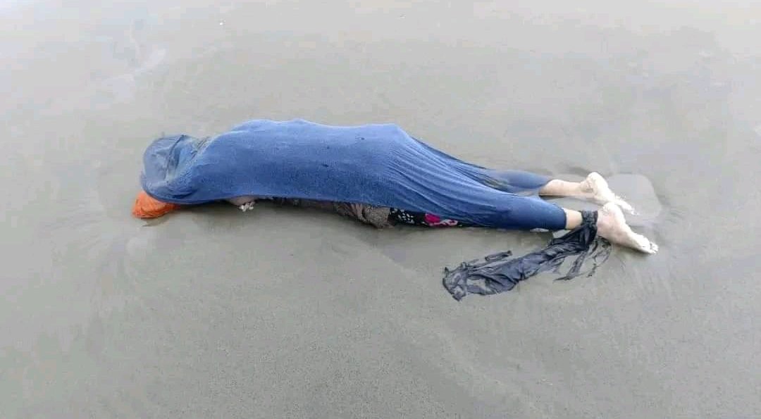 MdRaihan4538's tweet photo. Arakan has become a silent genocide place for the Rohingya Muslim population by the brutal acts of the terrorist Rakhine Rebel Group AA and Myanmar's Military.
#Save_Rohingya
#Stop_Genocide https://t.co/p6f8iehWR3