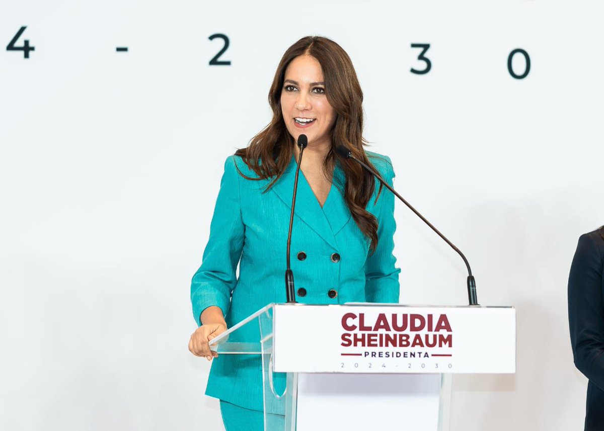LibiaDennise's tweet photo. Hoy fue un día muy importante para Guanajuato porque el camino del nuevo comienzo es de apertura, de diálogo y de construir por nuestro estado, por eso celebro el encuentro con la Dra. @Claudiashein . 👩🏻‍💼👩🏻‍💼

Hablamos de Agua, de Campo, de Infraestructura , de Energía y de Seguridad. Vienen buenos proyectos en equipo para nuestra gente.
