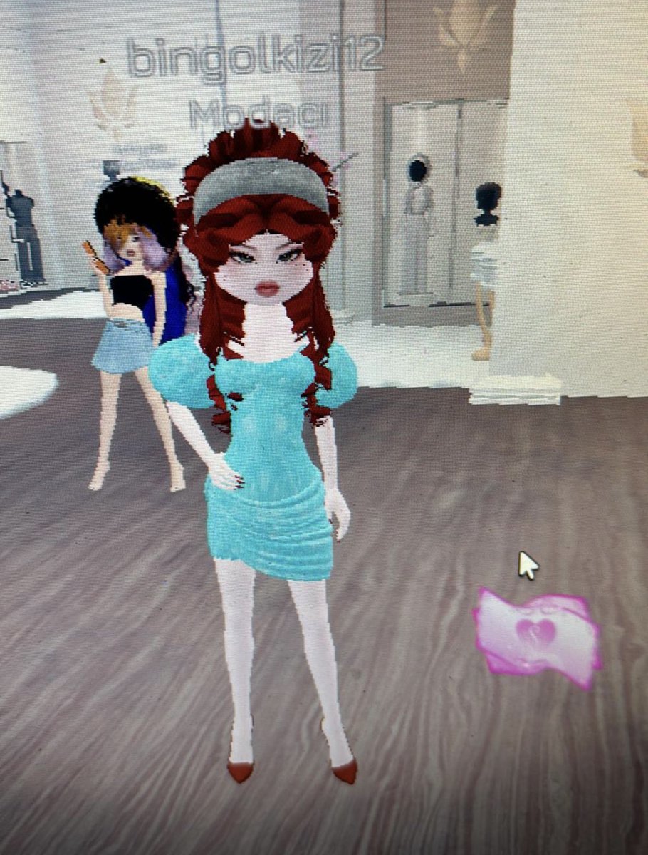zzobo7's tweet image. #FREEROBLOX