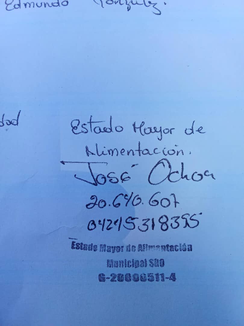 Acaban de quitarle "La bolsa" a una madre de familia con dos hijos , Y sin empleó 

Hecho ocurrido en San Rafael De Onoto, Edo Portuguésa.

El hecho fue consumado siguiendo las instrucciones del gobernador Primitivo Cedeño..