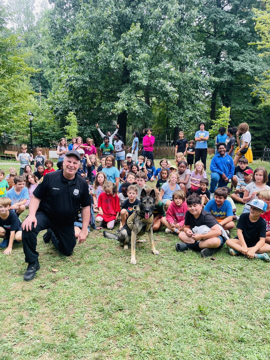 PPDCanineUnit's tweet image. Thank you to Fun in the Sun Mt. Airy for inviting us to @USGUU to spend time with your lil campers. @PhillyPolice K9’s Hank , Clive & Deuce enjoyed themselves especially the belly rubs!