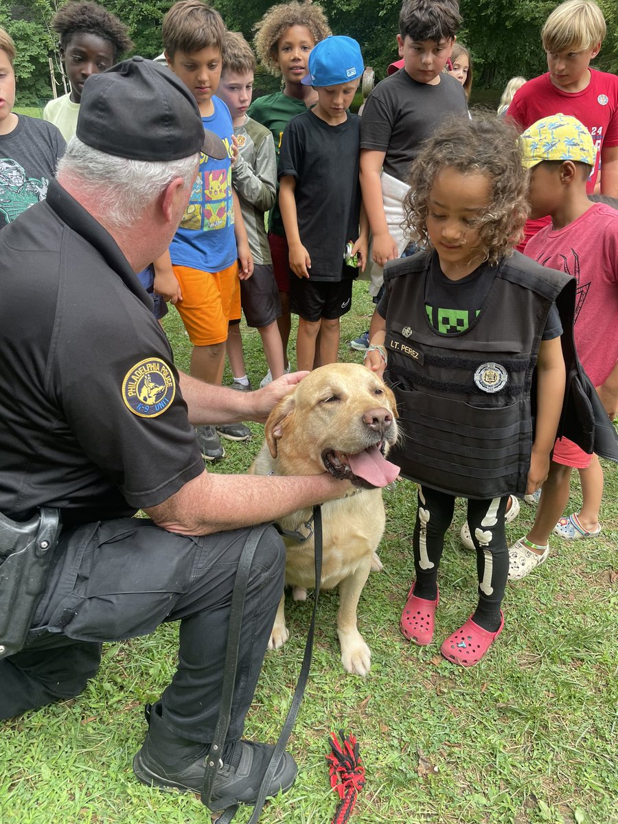PPDCanineUnit's tweet image. Thank you to Fun in the Sun Mt. Airy for inviting us to @USGUU to spend time with your lil campers. @PhillyPolice K9’s Hank , Clive & Deuce enjoyed themselves especially the belly rubs!