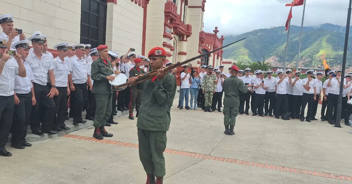 Armada_ve tweet media