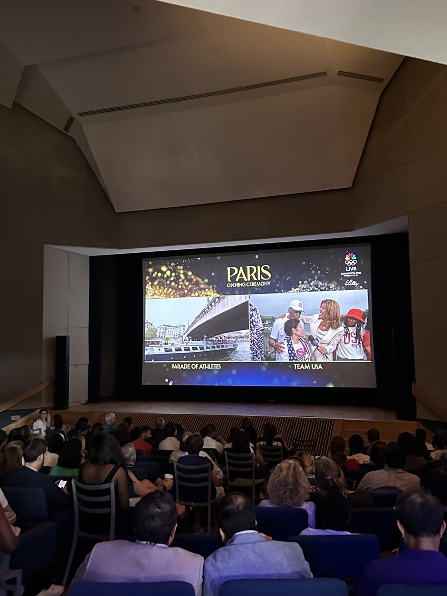 KeolisNA's tweet image. ICYMI: Keolis celebrated the Opening Ceremony of the Olympics with @franceintheus!

#Keolis is proudly supporting Team USA and Team Canada! 🇺🇸 🇨🇦 

#Olympics2024 #SupportOurAthletes