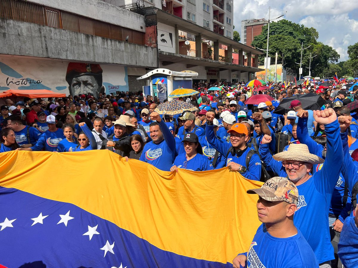 #7Agos | Somos un pueblo de paz, alegría y esperanza 💪🏻 nada nos detiene para respaldar la victoria popular de nuestro pdte. reelecto <a href="/NicolasMaduro/">Nicolás Maduro</a> el pasado #28Jul 

#JusticiaSoberana 

<a href="/Jcloyo/">Juan Carlos Loyo</a> 
<a href="/Minpescave2/">MinpescaVE 🐟</a>