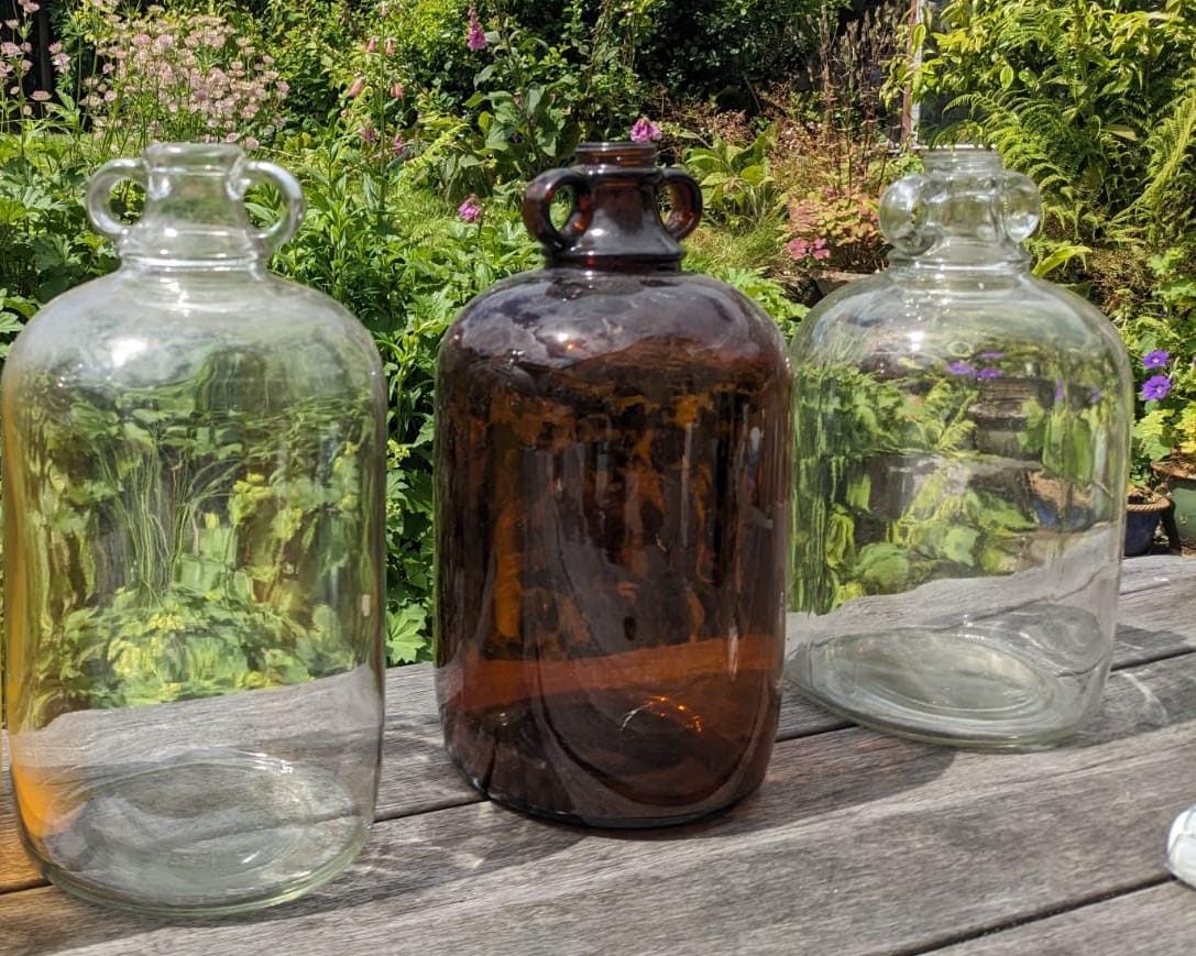 Orchard Link (@orchardlink) on Twitter photo Former Orchard Link member (and keen cider maker and beer brewer) John Gower died earlier this year and his collection of bottles, demi-johns and tubs is offered to OL members free of charge. For collection from South Brent. Please contact diana.gower61@gmail.com Former Orchard Link member (and keen cider maker and beer brewer) John Gower died earlier this year and his collection of bottles, demi-johns and tubs is offered to OL members free of charge. For collection from South Brent. Please contact diana.gower61@gmail.com