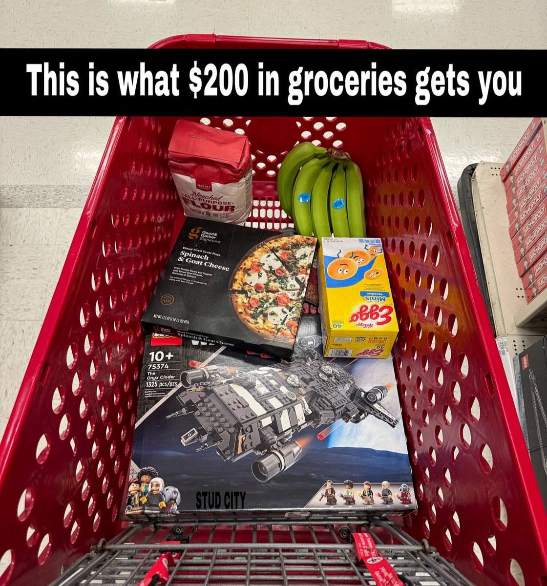 nocontextmemes's tweet image. 