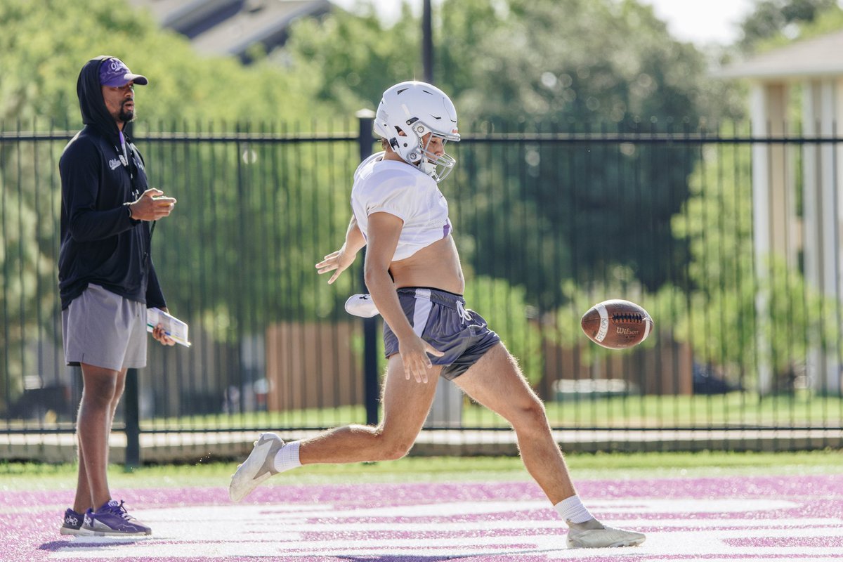 ACUFootball's tweet photo. Clocked in⏰

#CDT | #GoWildcats https://t.co/mwdMlt6isG