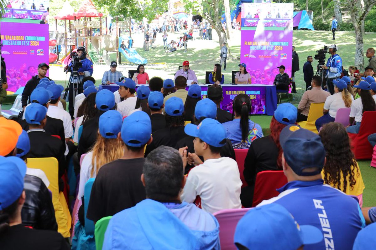 #EnVivo|| Pdte. <a href="/NicolasMaduro/">Nicolás Maduro</a>: "En todo el país se están Inaugurando 10 parques ecológicos que beneficiarán a más de 10 millones de personas".

#07Ago
#JusticiaSoberana