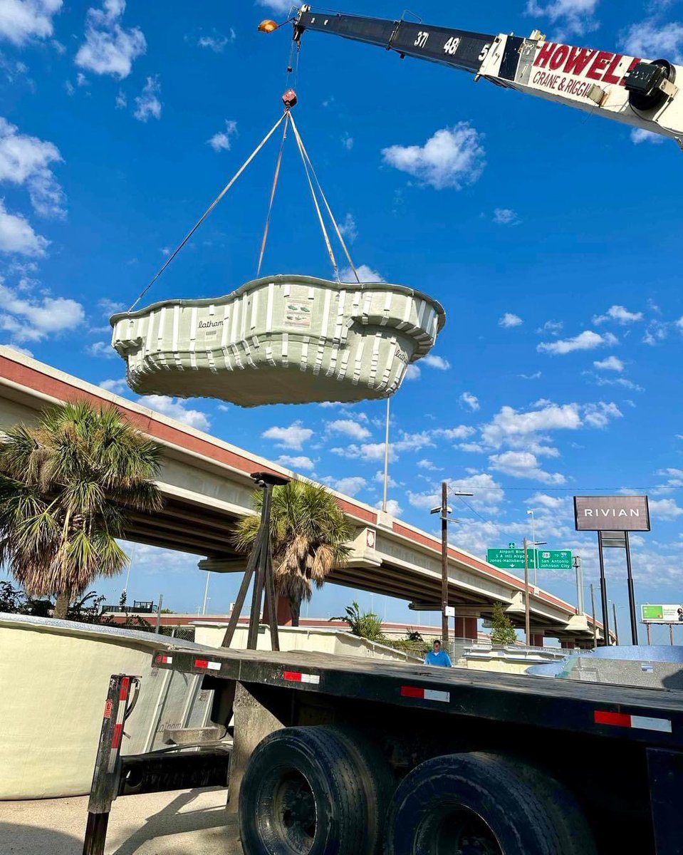 patriciazars's tweet image. 🤩If you’re driving on 410 near Broadway and you happen to see a swimming pool flying in the air… Don’t be alarmed, we’re just in the process of making more backyard dreams come true‼️

210.494.5002

 #GarysPoolAndPatio #FiberglassPools #LathamPools #GrandDealer