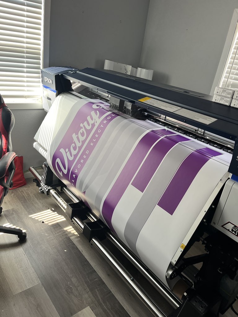 JamieBall4W's tweet photo. @DylanSchiebel @The_Work_Area @Drink_Victory It made it through the printer and onto wing panels but never made it to the car… #ranoutoftime https://t.co/haGSW3cRPF