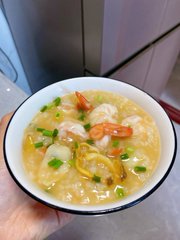 Queen58003543's tweet photo. Boiled rice and shrimp smell sweet https://t.co/KtHNtP95Ap