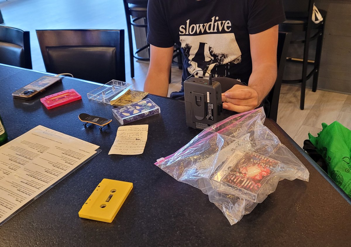 Bob Lochel tweet media