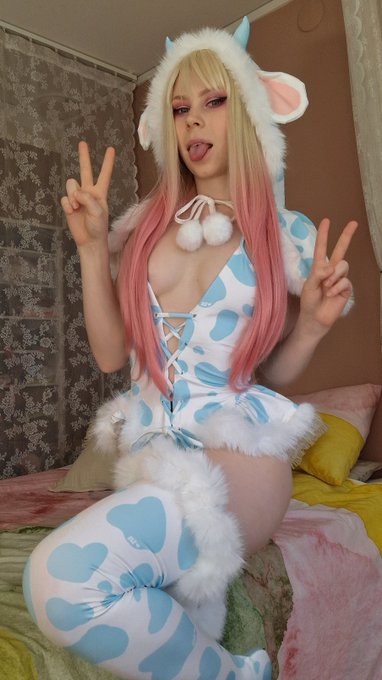 Help me win in the MV Blue Bliss Contest 💙 Vote here: https://t.co/UGwamH7LR6  @ManyVids @moeflavor https://t<a href="/tag/mvcontest"class="tags"><span>#mvcontest</span></a>