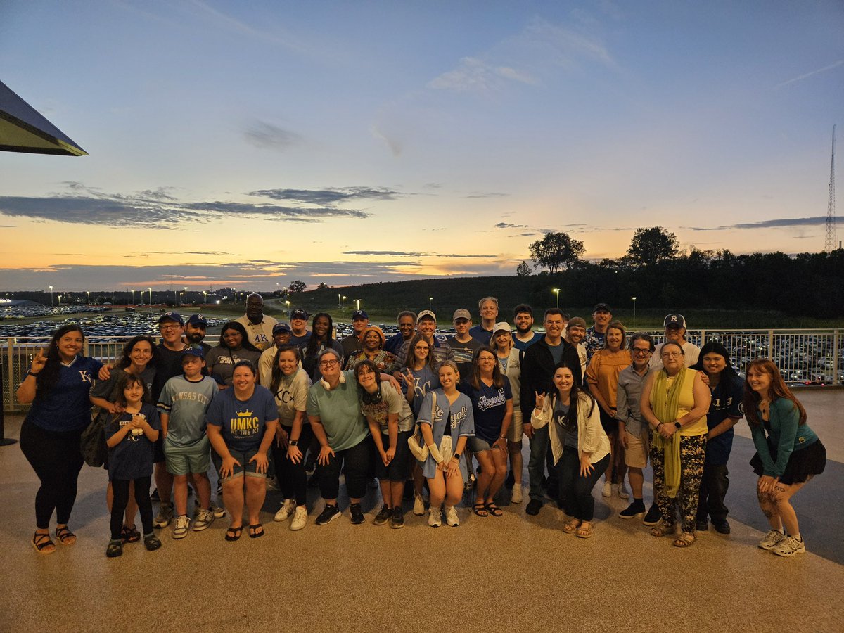 We had a great turnout at Kauffman Stadium last night! Faculty and staff cheered on our official partners, the <a href="/Royals/">Kansas City Royals</a>! 🧢⚾️