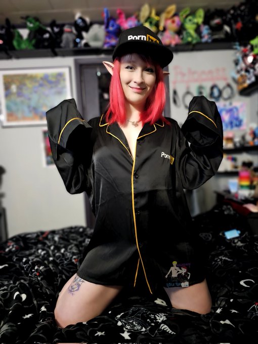 Day 5 of posting this set until @Pornhub repost it. Peep all the links in out bio.  #pornhub #beelzeandelf<a class="tags" href="/tag/pornhub">@pornhub</a><a href="/tag/pornhub"class="tags"><span>#pornhub</span></a><a href="/tag/beelzeandelfy"class="tags"><span>#beelzeandelfy</span></a><a href="/tag/beelzeandelf"class="tags"><span>#beelzeandelf</span></a>