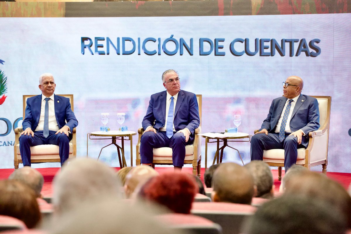 Pachecoalfredoo's tweet photo. En @DiputadosRD contamos con un gran Centro de Representación, el cual desarrolla un importante programa de visitas guiadas, llamado “Diputado por un Día”, el cual se inscribe dentro del marco de las visitas guiadas, realizó 86 recorridos, recibiendo de esta forma un total de 3,476 personas. #CongresoRindeCuentasRD #PachecoRindeCuentas