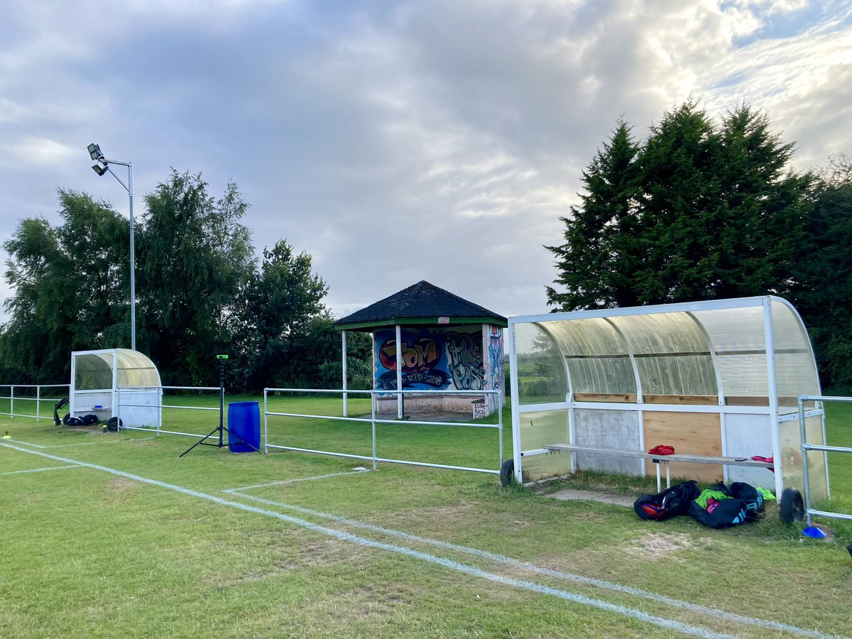 bowbrookshrew's tweet photo. Not sure how I’ve never been to the Prees Recreation Ground but tonight was the night for a nice local game in the @SalopLLeague Division 1 as @PreesUtdFC played host to @SAHAFC_Mens FT 6-3 #Groundhopping https://t.co/gplUW0zPia