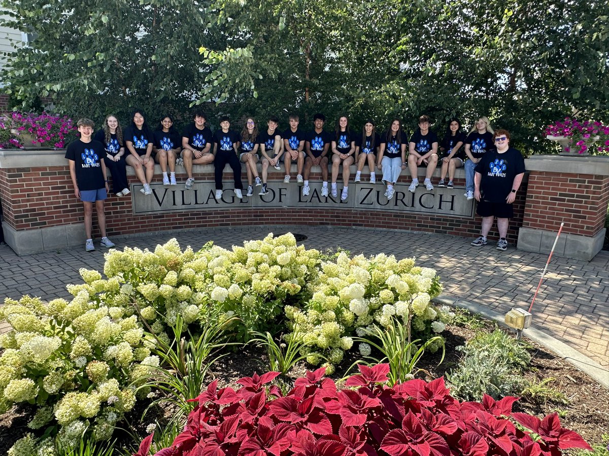 Hear the 24-25 Bare Voices perform at <a href="/Culvers_LZ/">CulverSteve</a> tonight at 6pm and 7pm! 🎼❤️🎶