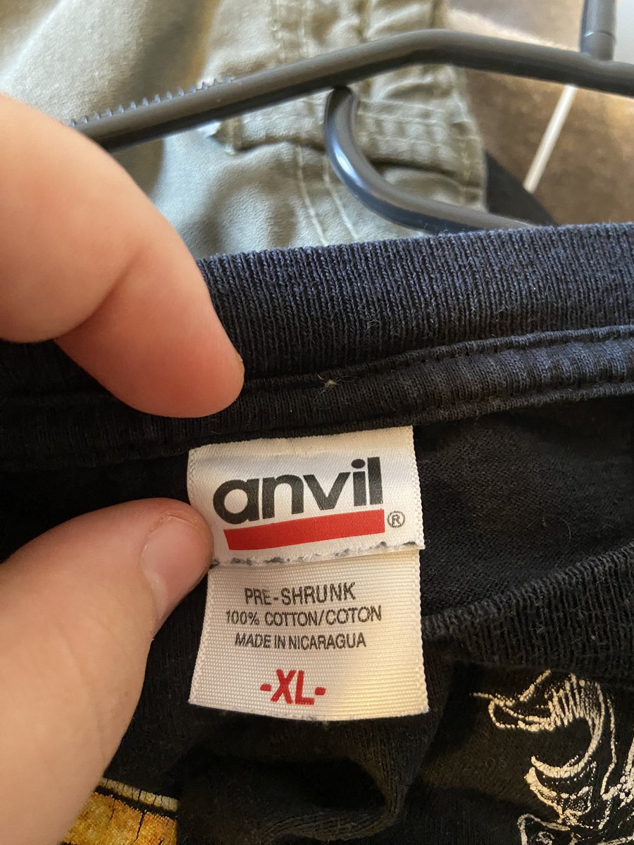 helscribe's tweet photo. Went through my old closet and found this bad boy, could anyone tell me if it’s official merchandise? Anvil Knitwear label on it. 
Possibly bought at @DreamHack in Sweden. 

@heroesofnewerth @S2Games @breakycpk @TobakaZ 
#dota2 #HoN #HeroesofNewerth https://t.co/FkLgaWG8uR