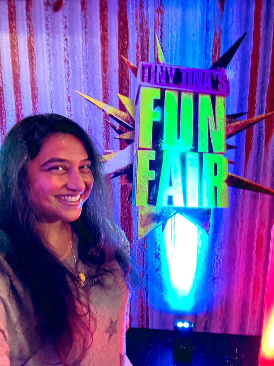 AshantiOmkar's tweet image. 🔱🪬🧿 A #funfair in the foyer today plus a #blackcarpet for @LionsgateUK @BorderlandsFilm on the giant vibrant @IMAX screen at @cineworld #LeicesterSquare 🎥 Catch it in UK cinemas on 8th August 2024. Chuffed to win a cute pink bunny which is part of the film. 🎬🎮 #Borderlands