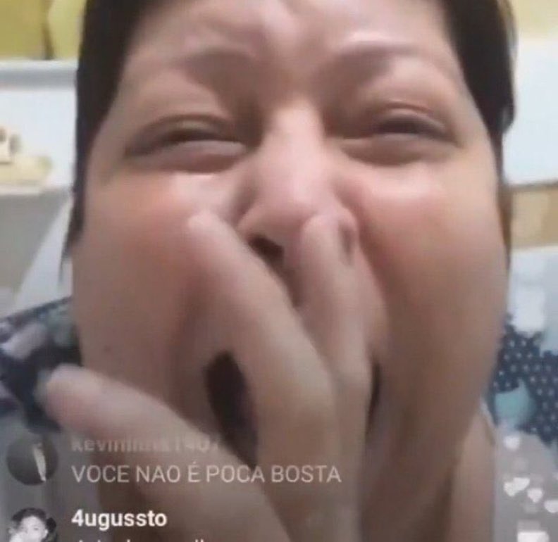 studybyrai's tweet image. Toda vez que eu lembro da possibilidade de não passar ano que vem me dá umas 30 crises de ansiedade diferentes, uns 20 colapsos, 40 depressões