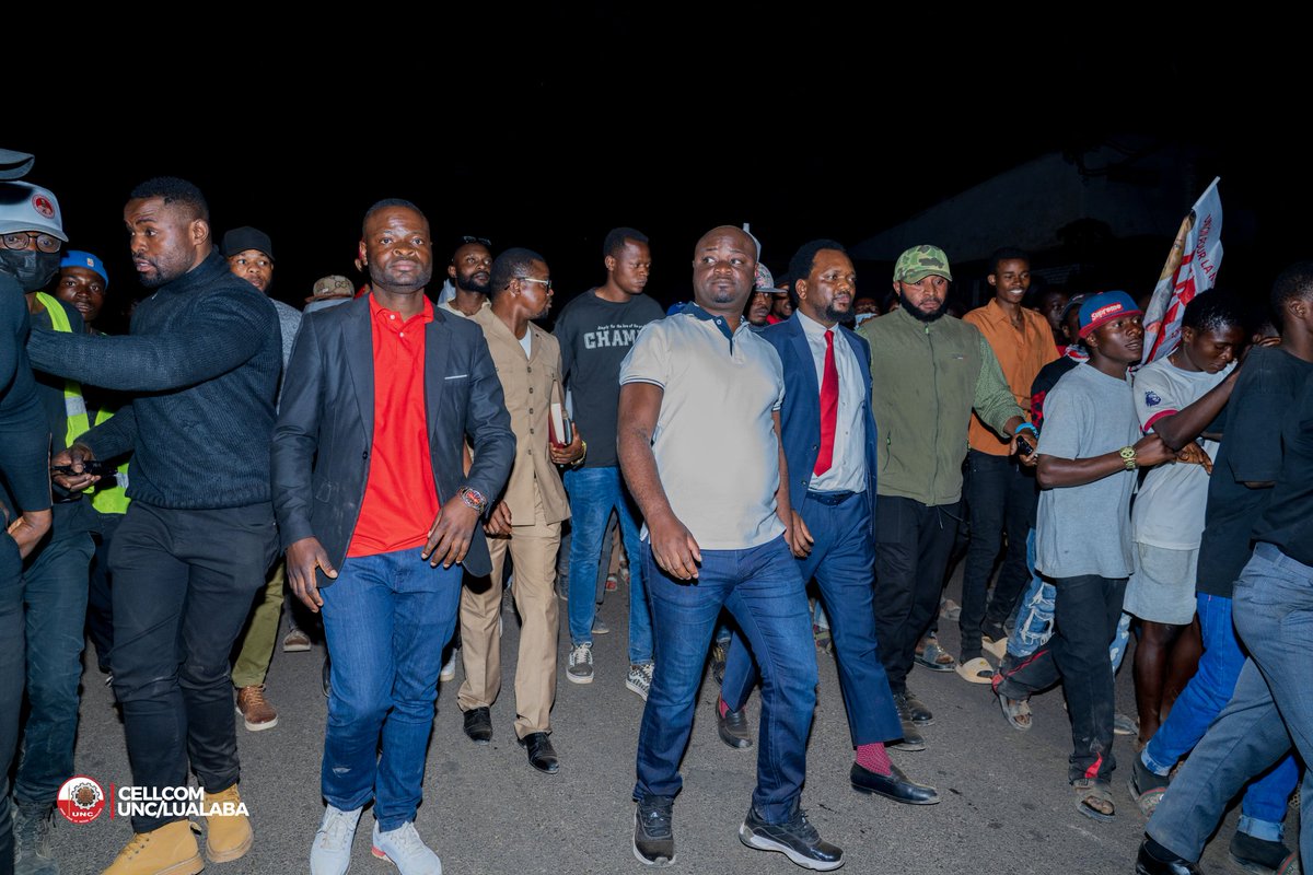coeurdafriqueM's tweet photo. Le Président des jeunes de l'UNC lualaba #guellord #KASHIT était présent à la grande messe tenue ce jour au siège de l'UNC à kolwezi sous les auspices du Secrétaire général @BillyKambale1 qui séjourne à kolwezi en mission de redynamisation du parti cher au mwalimu https://t.co/l8GmyqPKLt