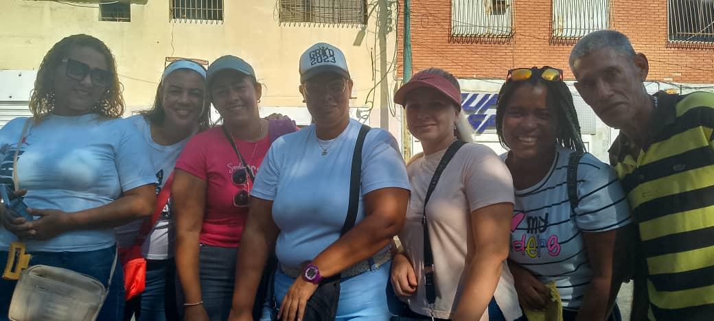 📢 Este #FelizMiércoles #7Agosto,  el sector educativo de la Parroquia La Guaira, participó en la concentración por la paz de Venezuela, celebrada en repudio al odio, vandalismo y discriminación. #JusticiaSoberana 🤝🇻🇪 <a href="/NicolasMaduro/">Nicolás Maduro</a> <a href="/_LaAvanzadora/">Yelitze Santaella</a> <a href="/Jateranoficial/">José Alejandro Terán</a> <a href="/danieljgm7/">Daniel González ZELaGuaira</a>