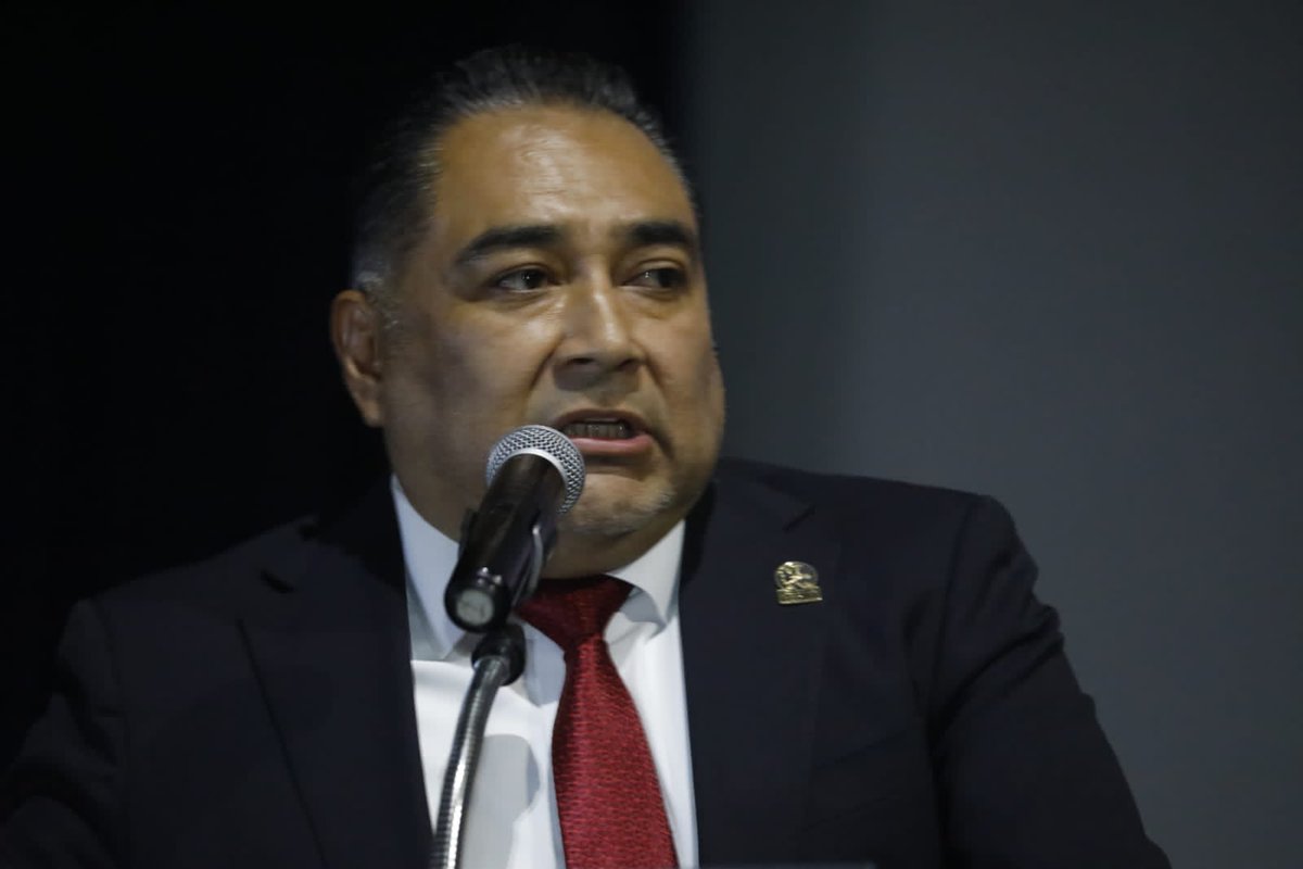 evelyn_parraA's tweet photo. El alcalde de la  Alcaldía Venustiano Carranza  Adolfo Hernández García apoya la autonomía económica de las mujeres de #VCarranza con 7000 apoyos. Esto les permite iniciar cursos y encontrar empleo o autoemplearse. Siempre estaremos apoyando a las mujeres en #VCarranza https://t.co/e9rUGDjfpF